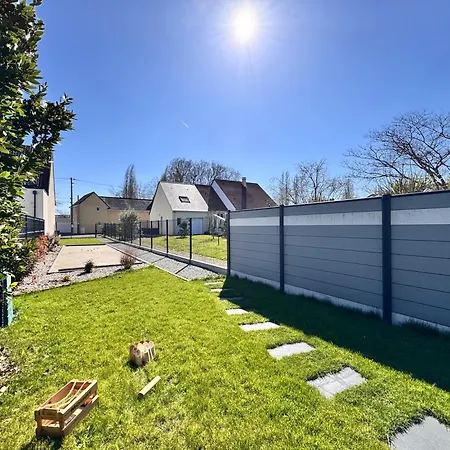 بيت للعطل Le Charme - Jardin - Petanque - Parking - 6p لو مان