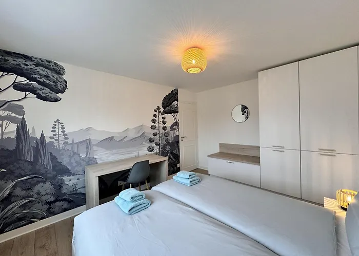 Le Charme - Jardin - Petanque - Parking - 6p Casa vacanze